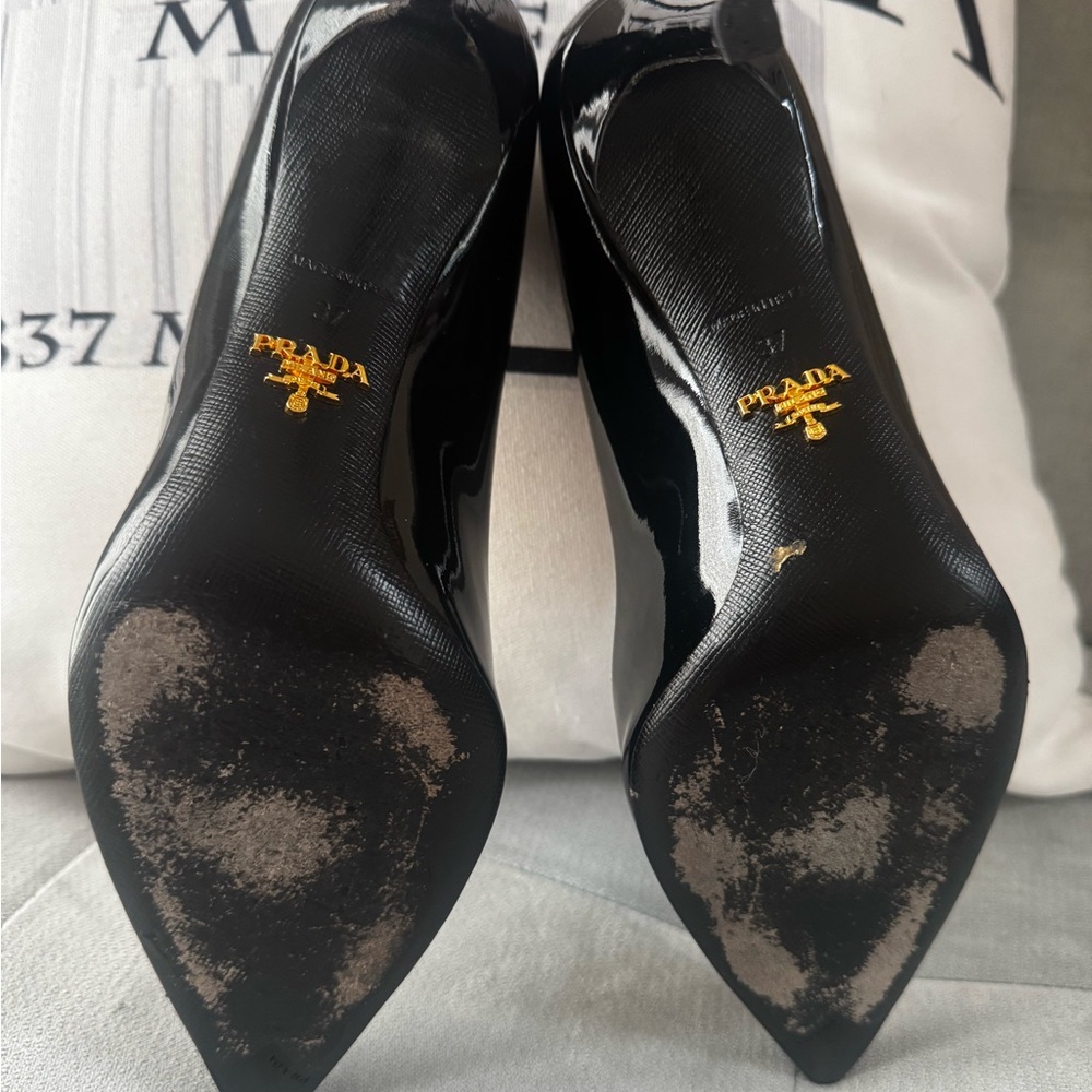 Real Prada Patent Pumps/Heels - Picture 2 of 2